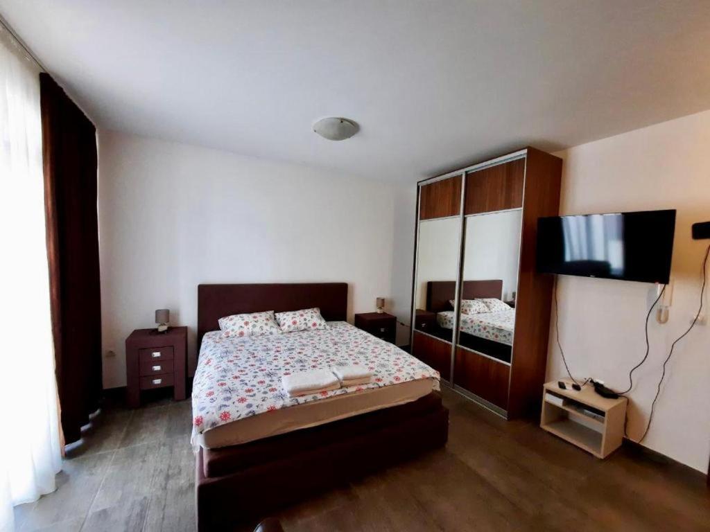 Apartments Joy Херцег-Новий Екстер'єр фото