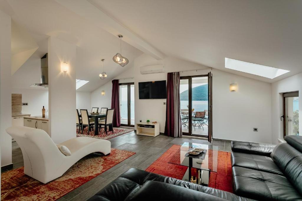 Apartments Joy Херцег-Новий Екстер'єр фото