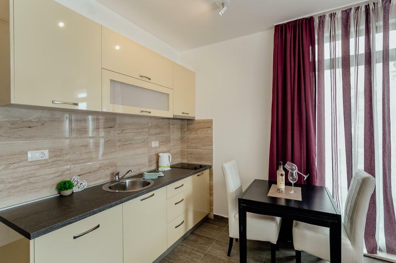 Apartments Joy Херцег-Новий Екстер'єр фото