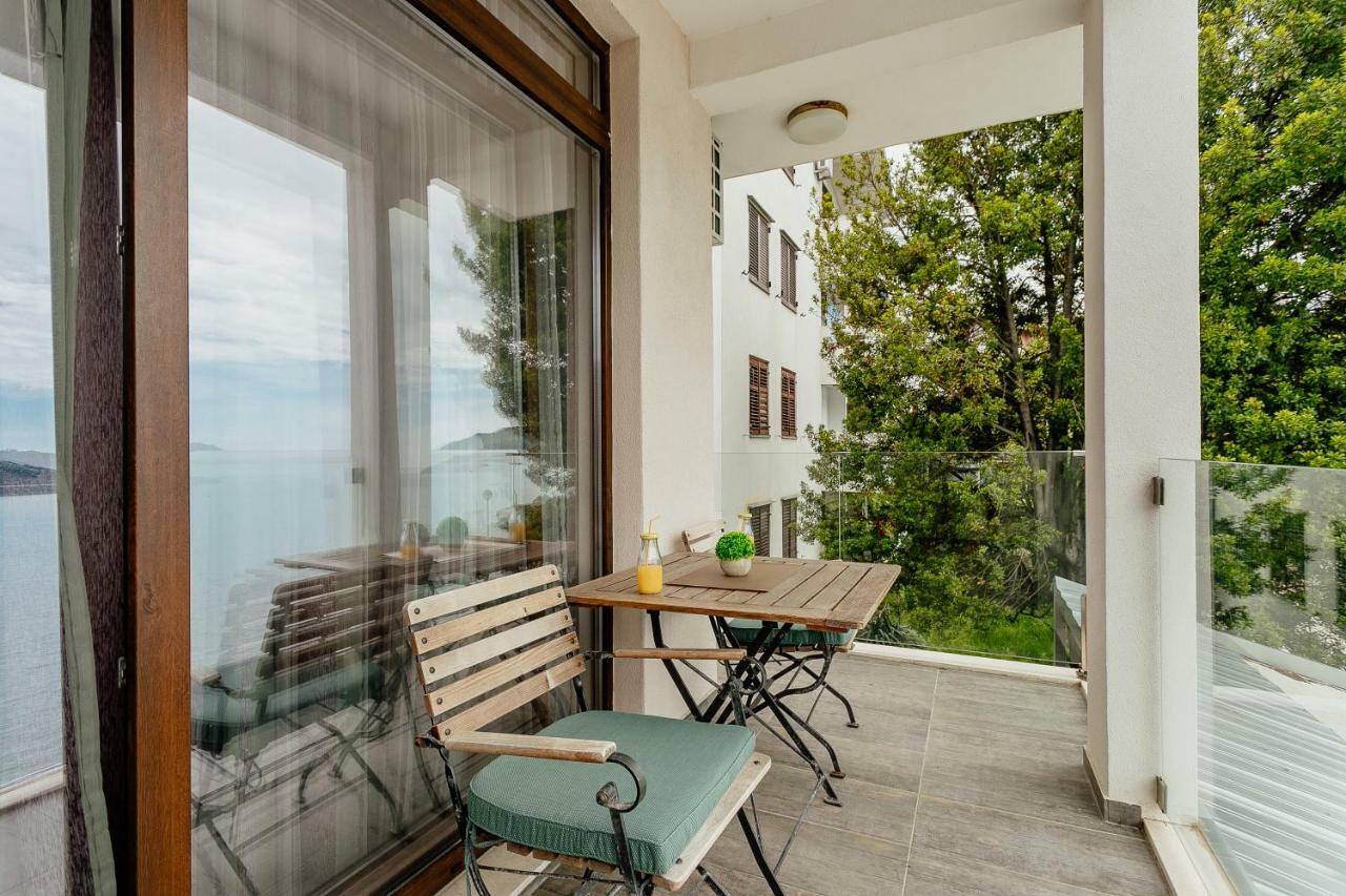 Apartments Joy Херцег-Новий Екстер'єр фото